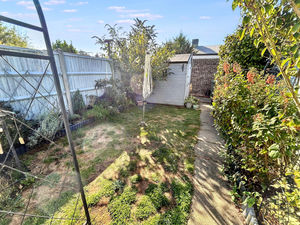 Photo 15- click for photo gallery